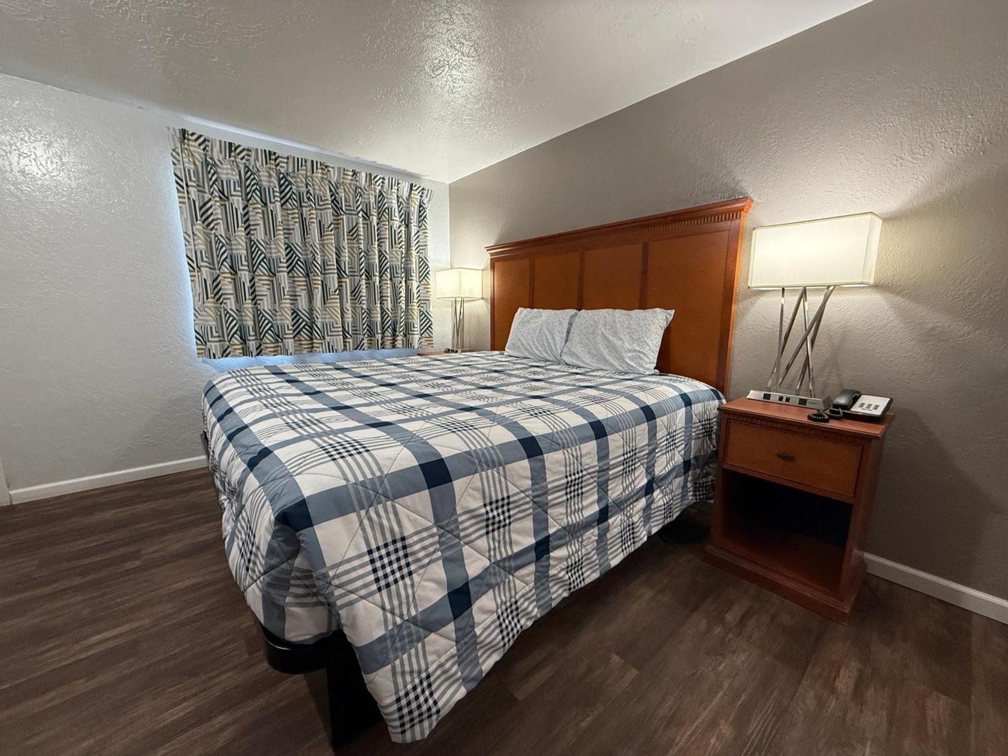 Budget Inn Bend Exteriér fotografie